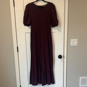 Women's size M Burgundy Puff-Sleeve Maxi Dress